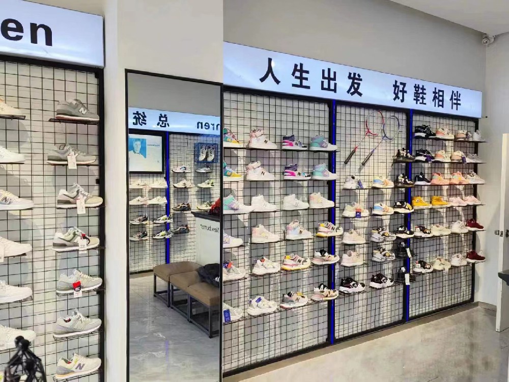 鞋包店-单品现场图-产品展示-沙巴官网入口